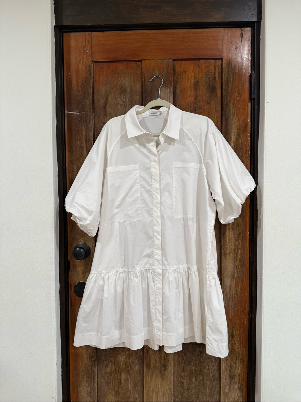 Oversized White Button-Front Tunic Shirt with Puff Sleeves